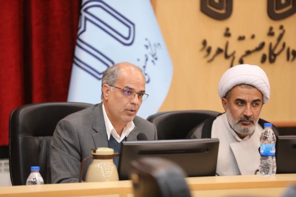در پنجاهمین سال تاسیس دانشگاه صنعتی/ ششمین دانشگاه صنعتی برتر کشور 6 قربانی