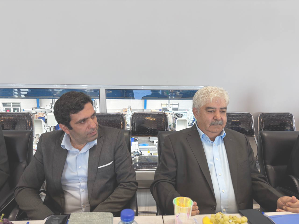 برگزاری یکصد و نوزدهمین جلسه شورای گفتوگوی دولت و بخش خصوصی استان سمنان 4 photo 2025 07 26 10 27 31